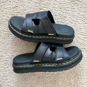 Dr Martens Daxton Sandals